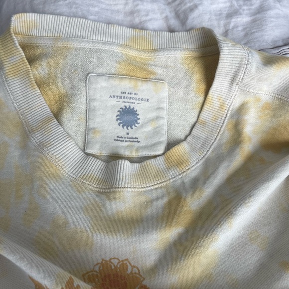 OVERSIZED ANTHROPOLOGIE CREWNECK!! - Picture 8 of 8